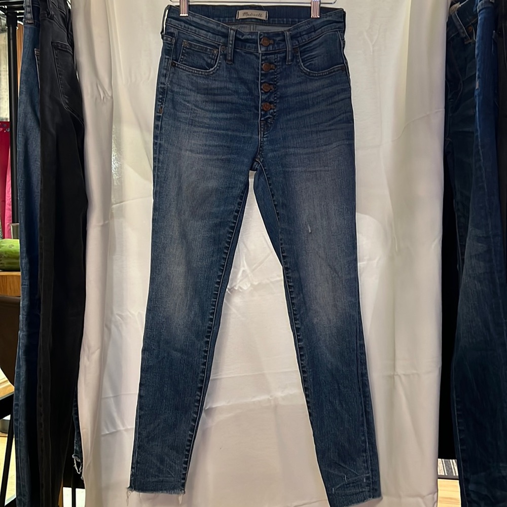 Light wash madewell vintage blue jeans